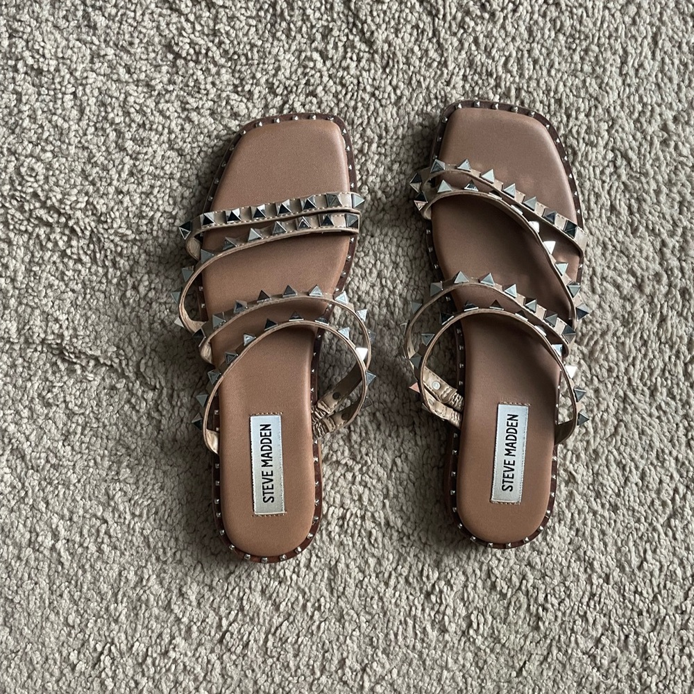Steve Madden Tan Studded Sandals